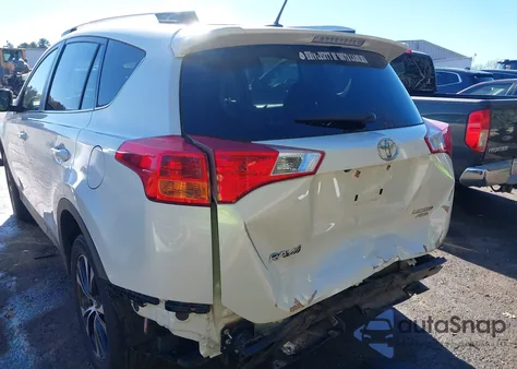 2015 Toyota Rav4 Limited z USA, uszkodzony, nr VIN JTMDFREV5FD155671
